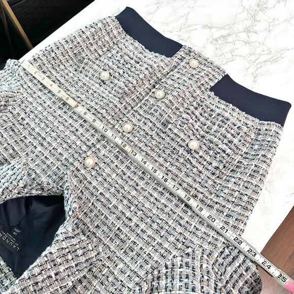 Women's Tweed Jacket - Picture 12 of 15